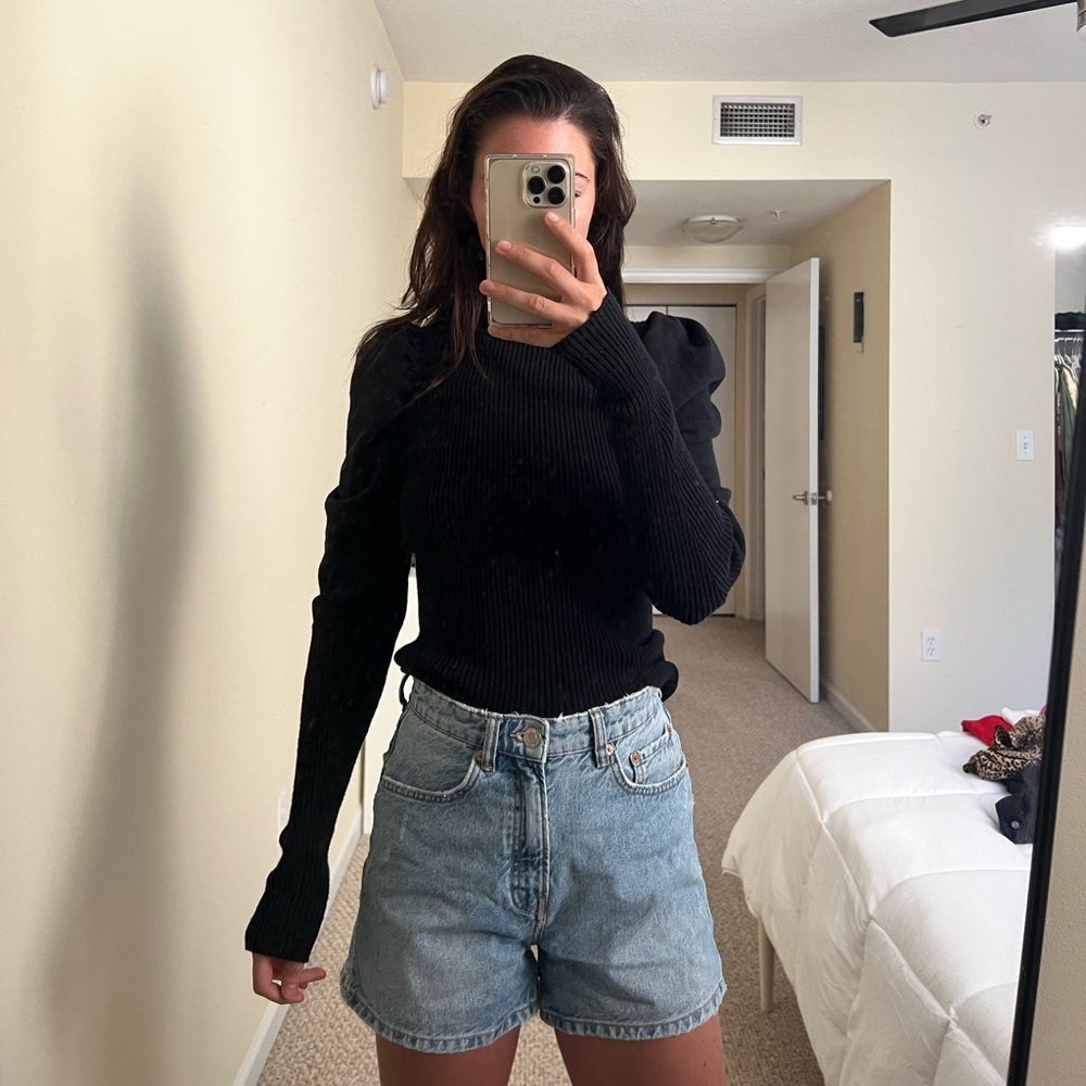 En Saison, Black high neck puff sleeve sweater